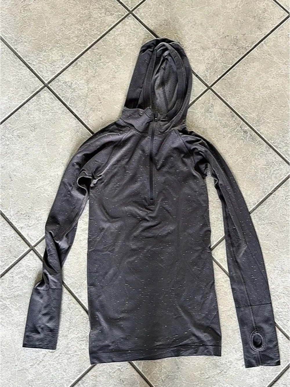 Lululemon Swiftly Tech Hooded 1/2 Zip Grey Long Sleeve Top